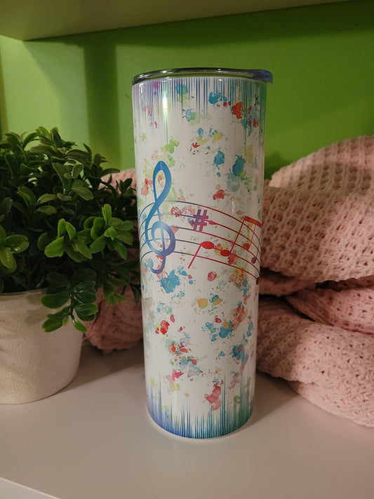 Vaso delgado de 20 oz con notas de arcoíris musicales